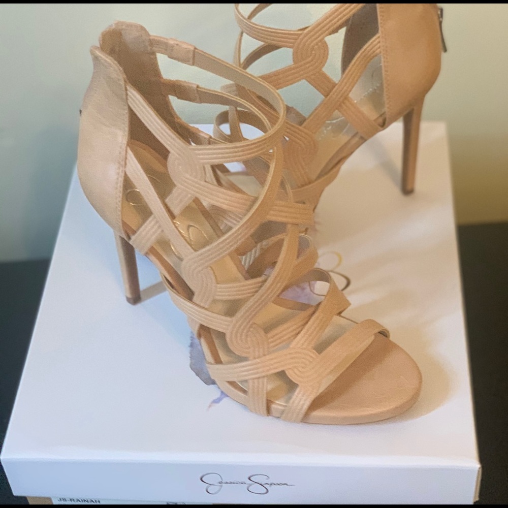 Jessica Simpson Buff New Ruby Tumbled Heels